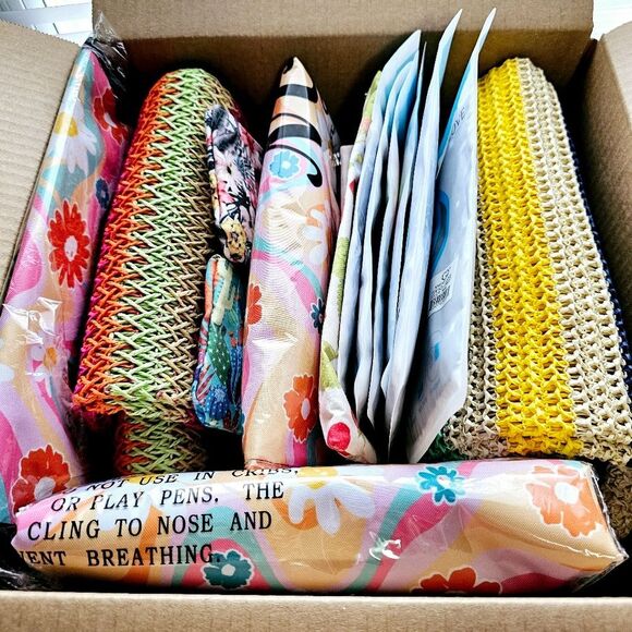 Get This 5lb Box Of Mixed Bags/Accesories